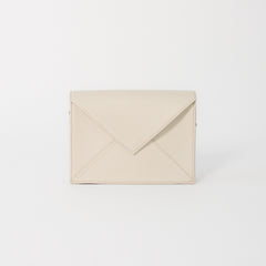 Nora Envelope Petite - not too big, not too small. Great for special occasions. 